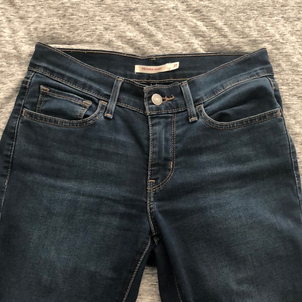 Levi’s 710 Super Skinny